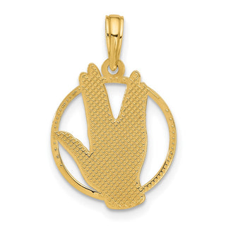 14K Yellow Gold Polished Hand Gesture in Circle Charm D5475