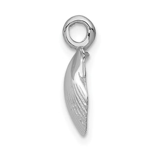 14K White Gold Seashell Pendant