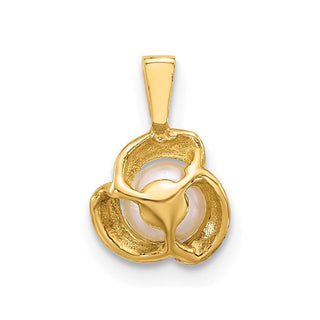 14K Yellow Gold 4-5mm Round White Freshwater Cultured Pearl Flower Pendant